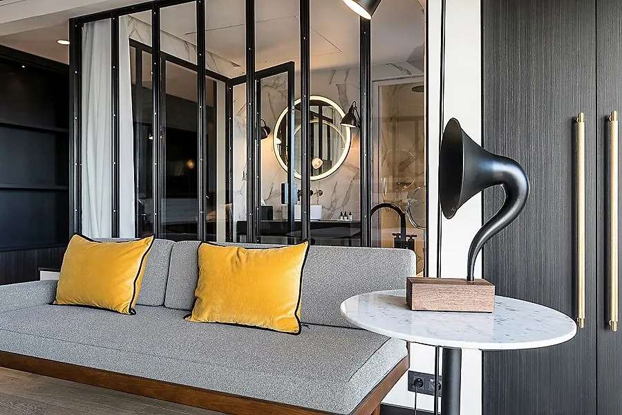 Laz' Hotel Spa Urbain Paris