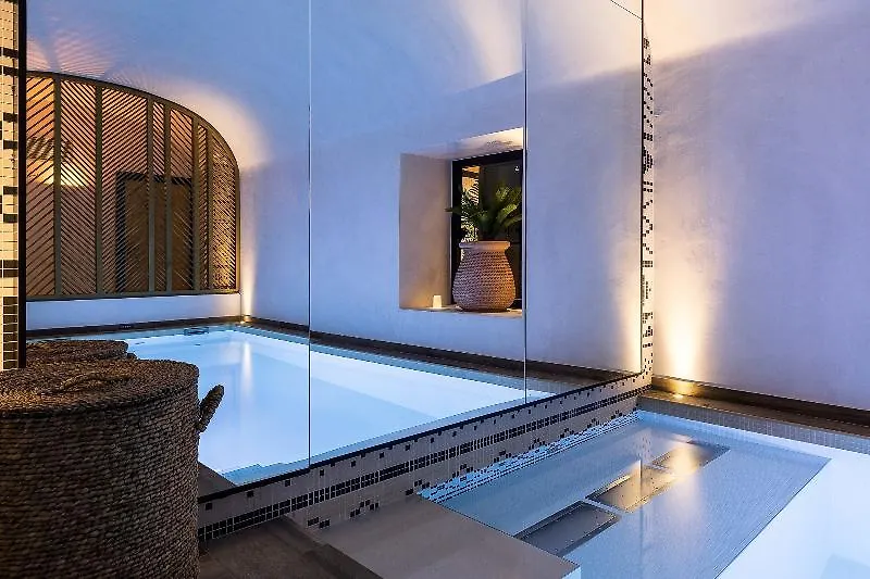 Laz' Hotel Spa Urbain Paris 4*,