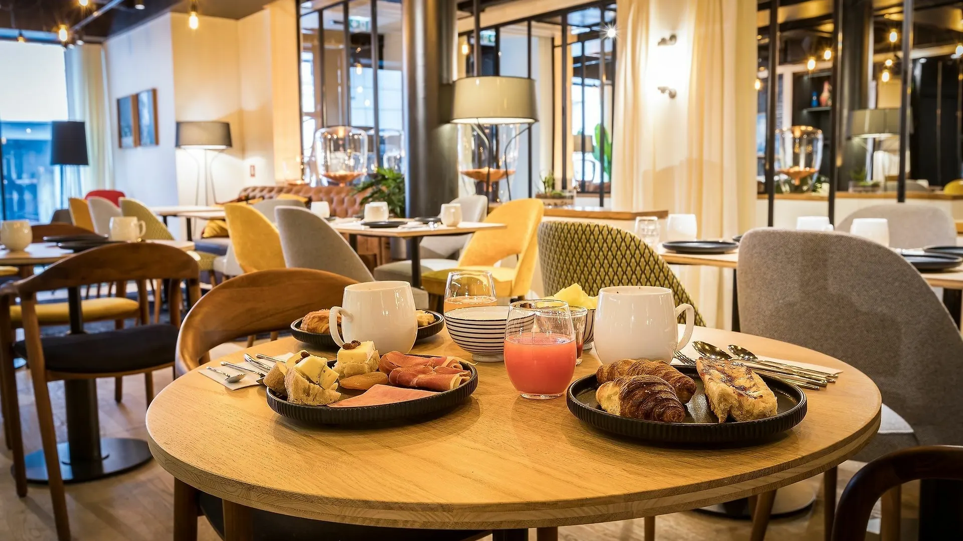 Laz' Hotel Spa Urbain Paris 4*,